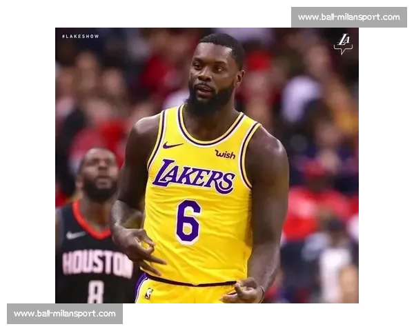 比斯利霍华德硬刚芬森！BIG3 上演退役球星暴力美学，抱摔冲突 + 垃圾话引爆全场