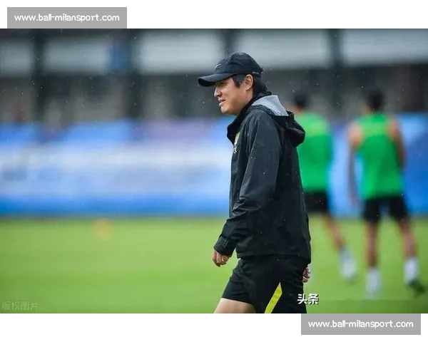 新鹏城 vs 三镇补赛裁判确定：黄翼主裁，邢琦担任 VAR